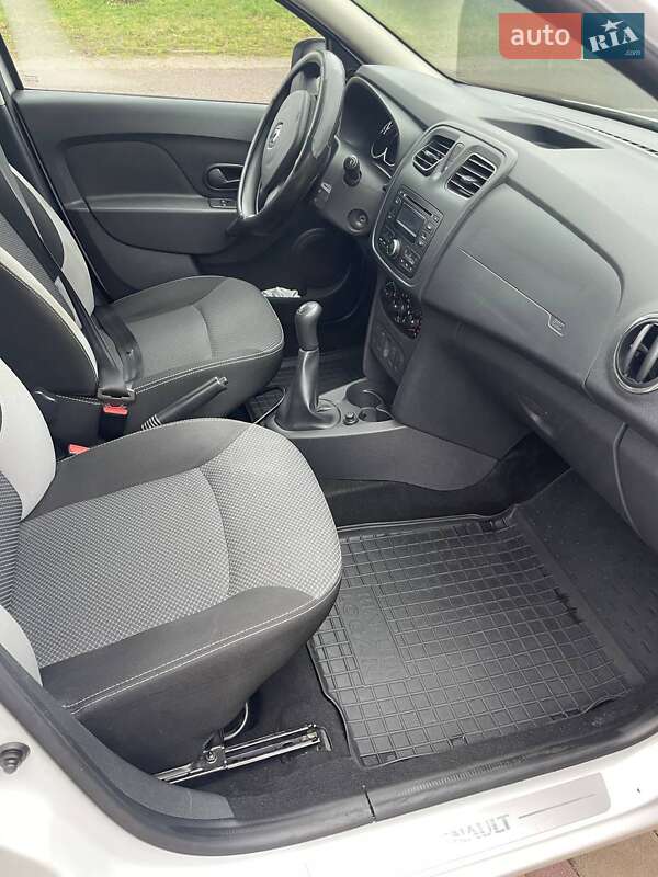 Универсал Renault Logan 2016 в Белой Церкви фото 18 Универсал Renault Logan 2016 в Белой Церкви