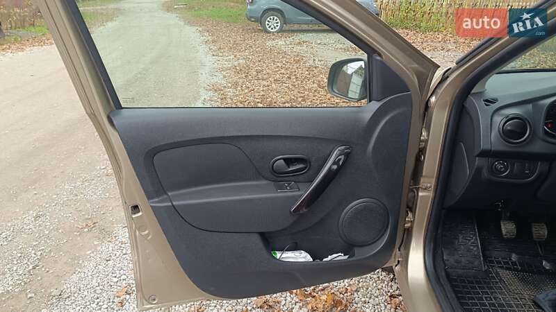 Седан Renault Logan 2020 в Запорожье