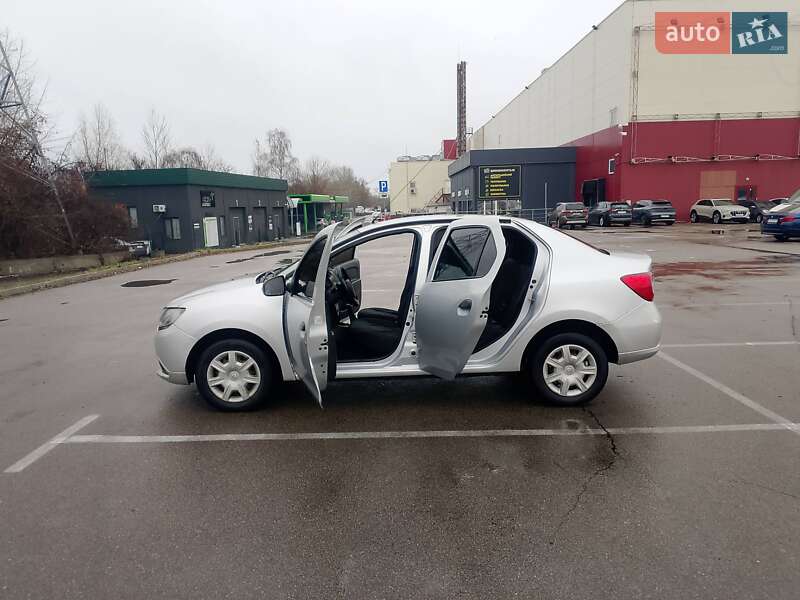 Седан Renault Logan 2016 в Киеве фото 15 Седан Renault Logan 2016 в Киеве