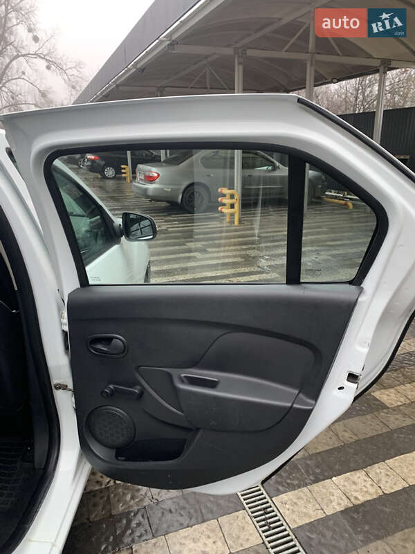 Седан Renault Logan 2018 в Києві