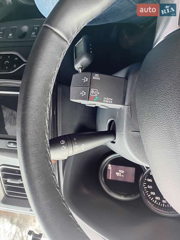 Универсал Renault Logan 2019 в Киеве