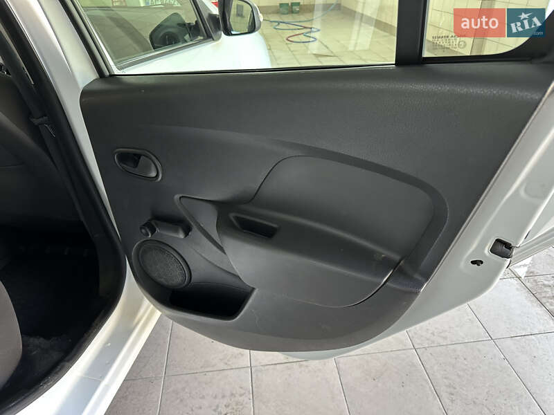 Універсал Renault Logan 2019 в Умані фото 22 Універсал Renault Logan 2019 в Умані