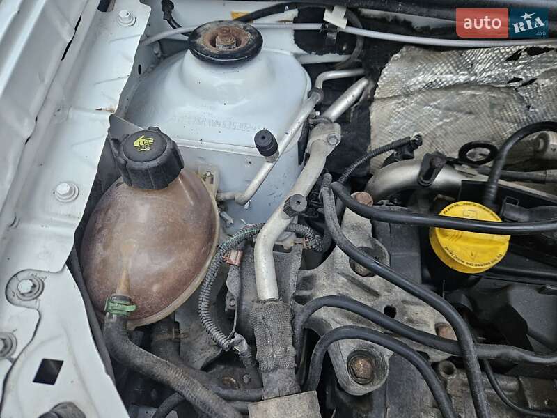 Універсал Renault Logan 2015 в Вінниці фото 57 Універсал Renault Logan 2015 в Вінниці