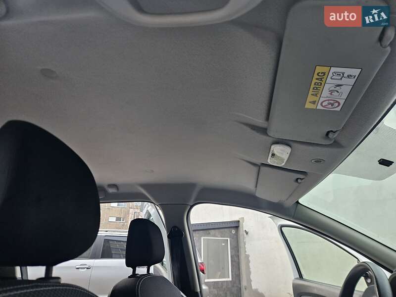 Універсал Renault Logan 2015 в Вінниці фото 51 Універсал Renault Logan 2015 в Вінниці