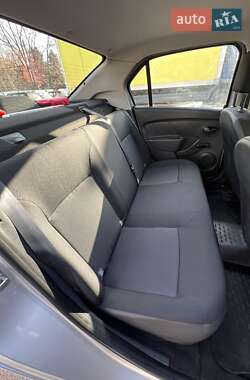 Седан Renault Logan 2014 в Хмельницком