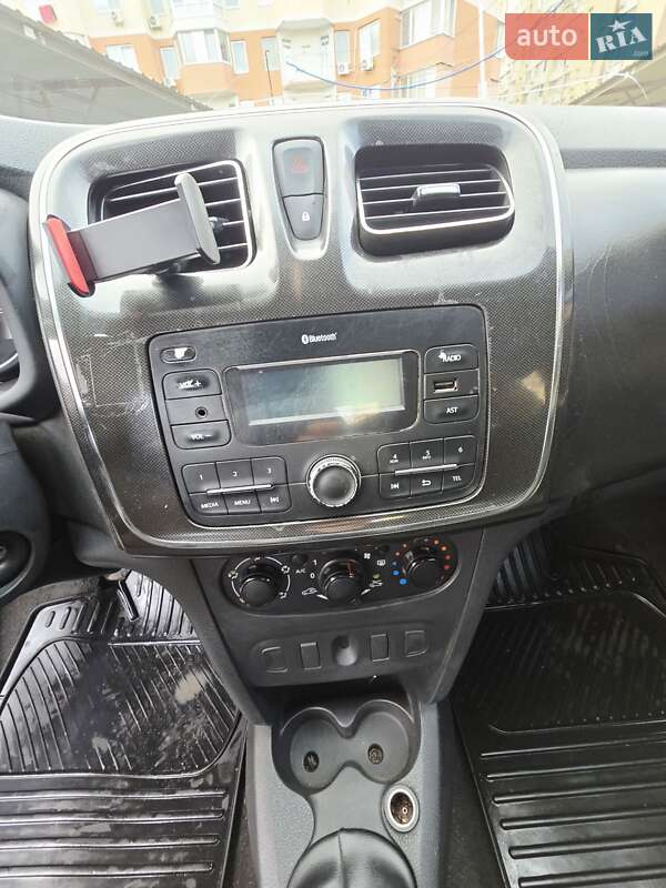 Седан Renault Logan 2018 в Одессе