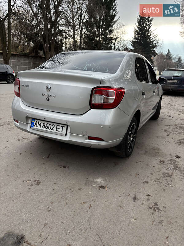 Седан Renault Logan 2013 в Звягелі