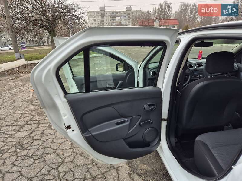 Седан Renault Logan 2016 в Запоріжжі фото 20 Седан Renault Logan 2016 в Запоріжжі