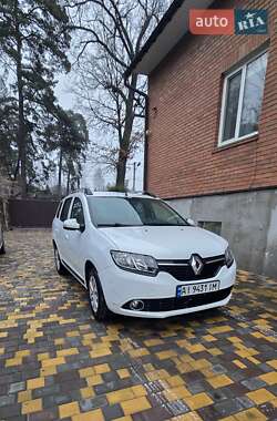 Универсал Renault Logan 2015 в Буче