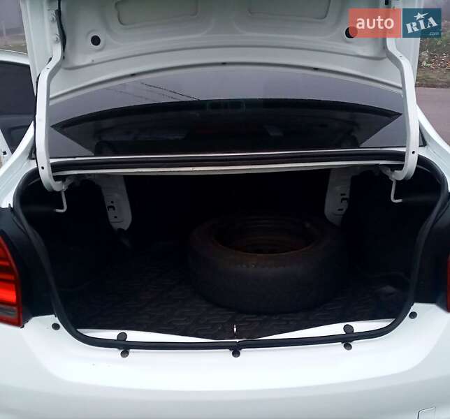 Седан Renault Logan 2017 в Каменском