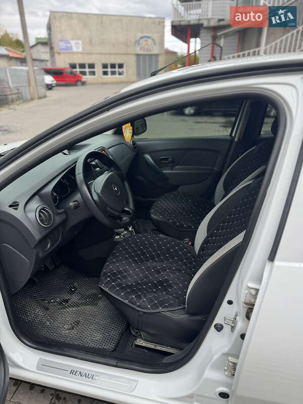 Седан Renault Logan 2015 в Черновцах фото 24 Седан Renault Logan 2015 в Черновцах