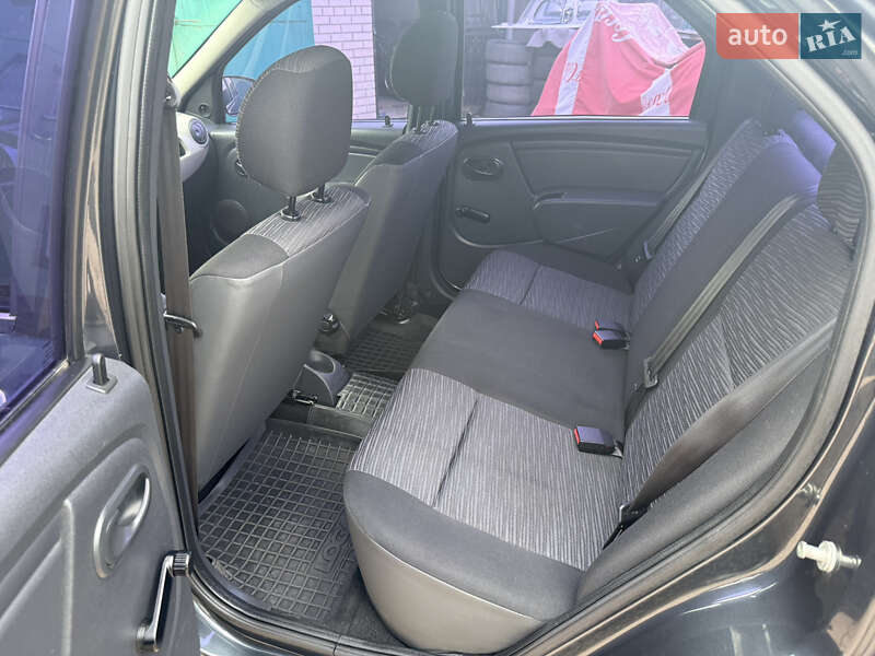 Седан Renault Logan 2012 в Виннице фото 44 Седан Renault Logan 2012 в Виннице