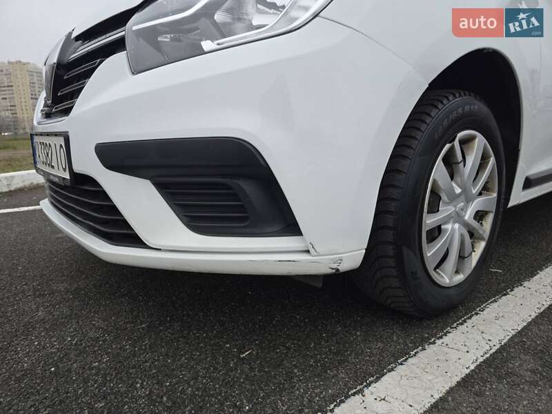 Седан Renault Logan 2019 в Киеве