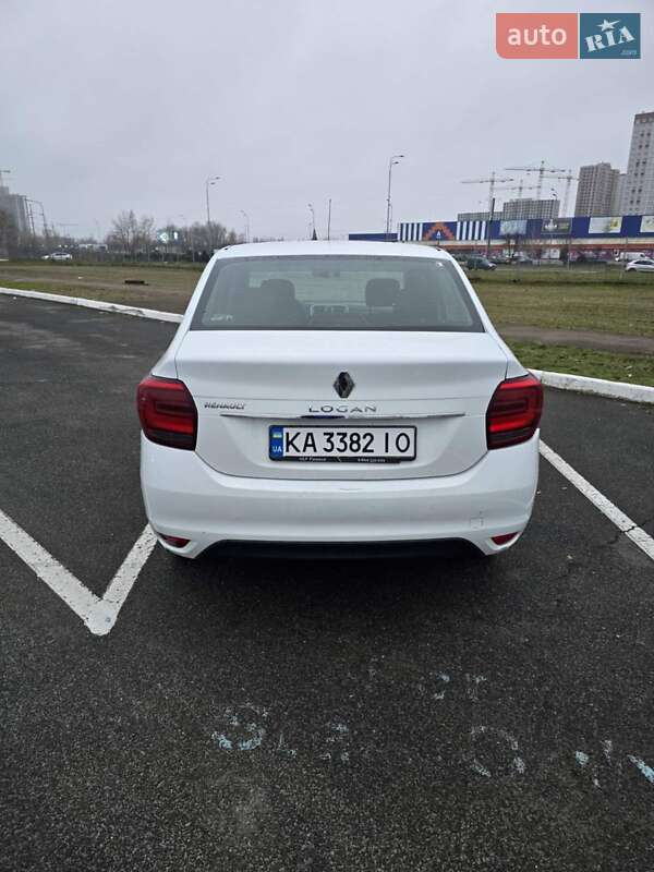 Седан Renault Logan 2019 в Киеве