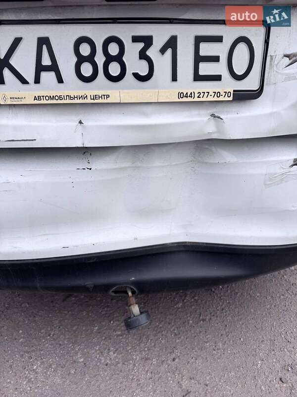 Седан Renault Logan 2019 в Киеве