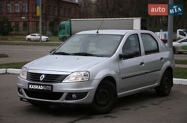 Седан Renault Logan 2012 в Харькове