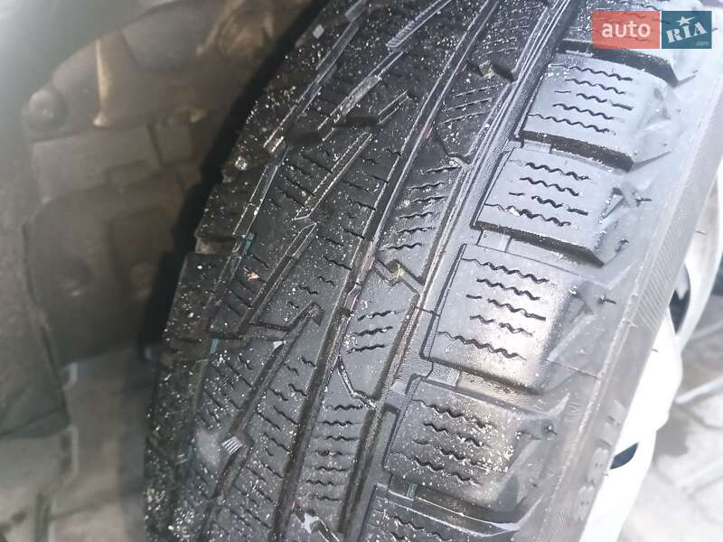 Седан Renault Logan 2017 в Вышгороде