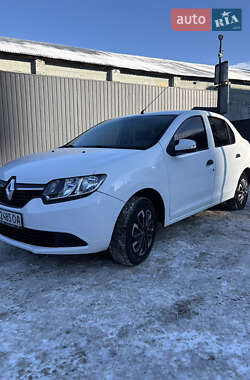 Седан Renault Logan 2016 в Львові