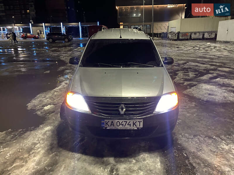 Универсал Renault Logan 2009 в Днепре