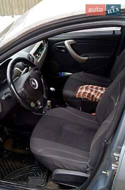 Седан Renault Logan 2010 в Барвінковому