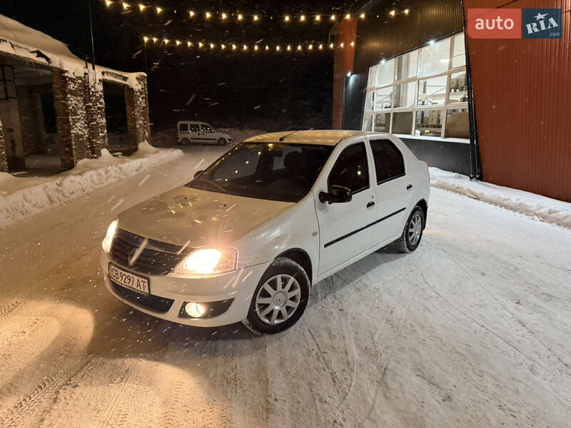 Седан Renault Logan 2011 в Чернигове