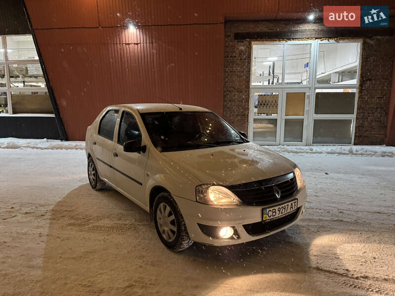 Седан Renault Logan 2011 в Чернигове