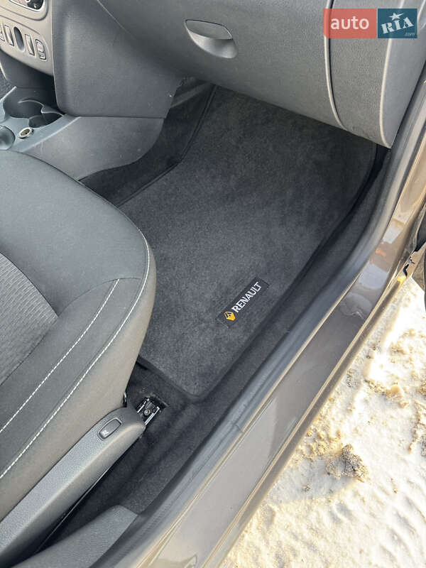 Универсал Renault Logan 2019 в Киеве