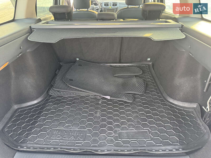 Универсал Renault Logan 2019 в Киеве