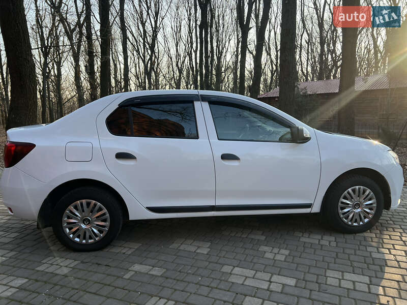 Седан Renault Logan 2017 в Одессе