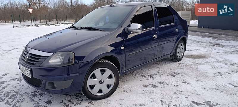 Седан Renault Logan 2011 в Желтых Водах