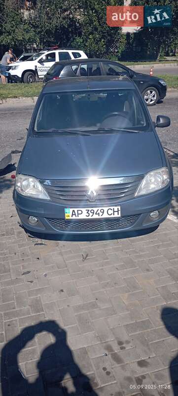 Седан Renault Logan 2012 в Запорожье