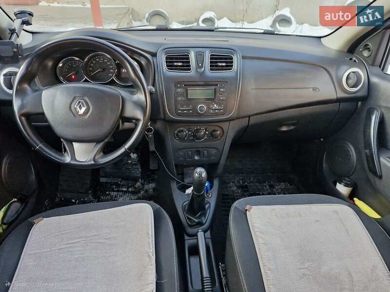 Седан Renault Logan 2013 в Хмельницком