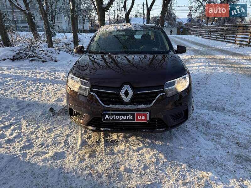 Седан Renault Logan 2017 в Киеве