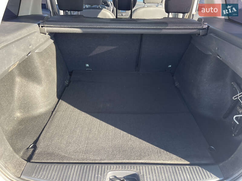 Универсал Renault Logan 2015 в Житомире фото 22 Универсал Renault Logan 2015 в Житомире