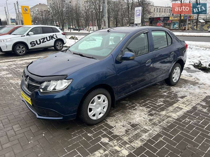 Седан Renault Logan 2015 в Кременчуге