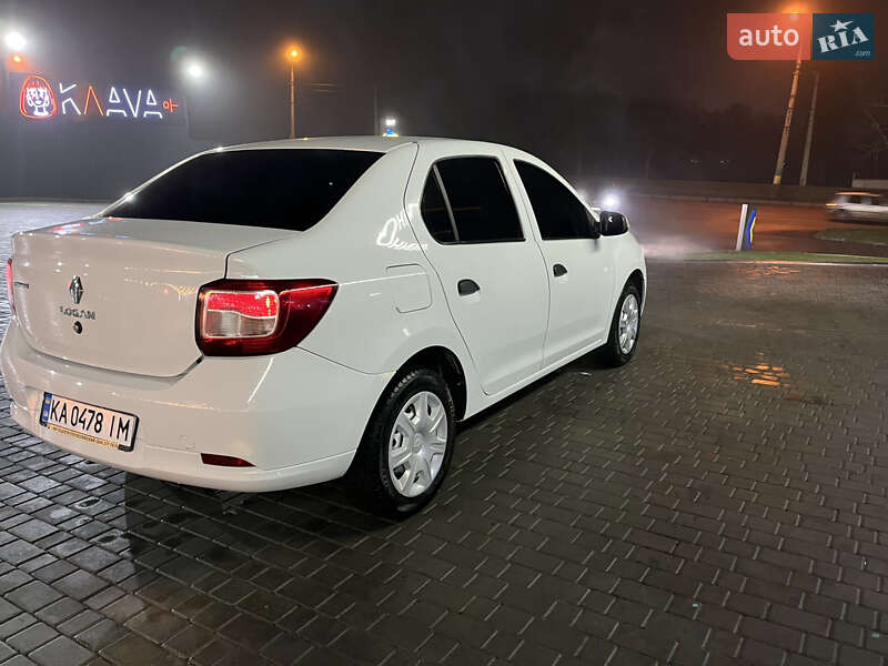 Седан Renault Logan 2016 в Харькове