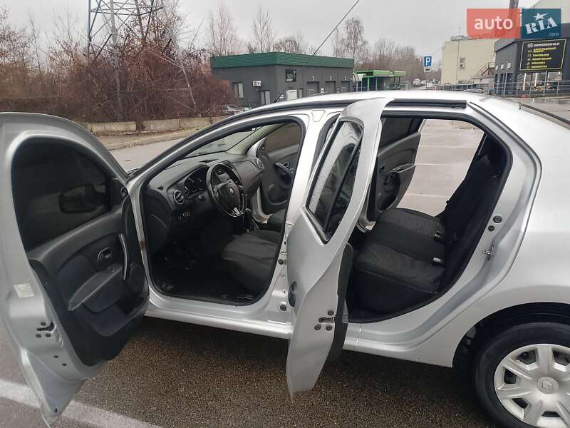 Седан Renault Logan 2016 в Києві фото 12 Седан Renault Logan 2016 в Києві