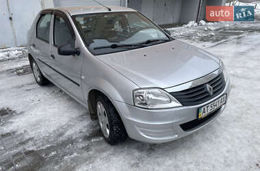 Седан Renault Logan 2009 в Ивано-Франковске