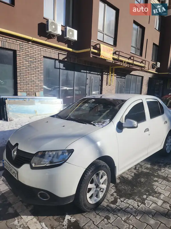 Renault Logan 2013