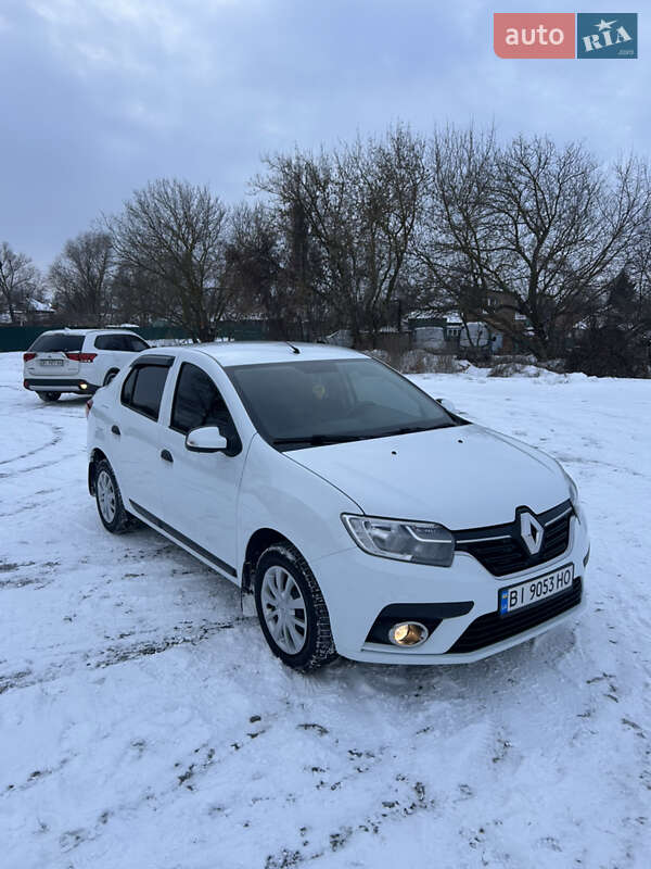 Седан Renault Logan 2017 в Пирятине