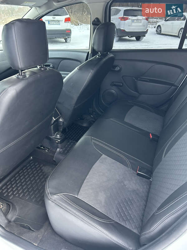 Седан Renault Logan 2017 в Пирятине