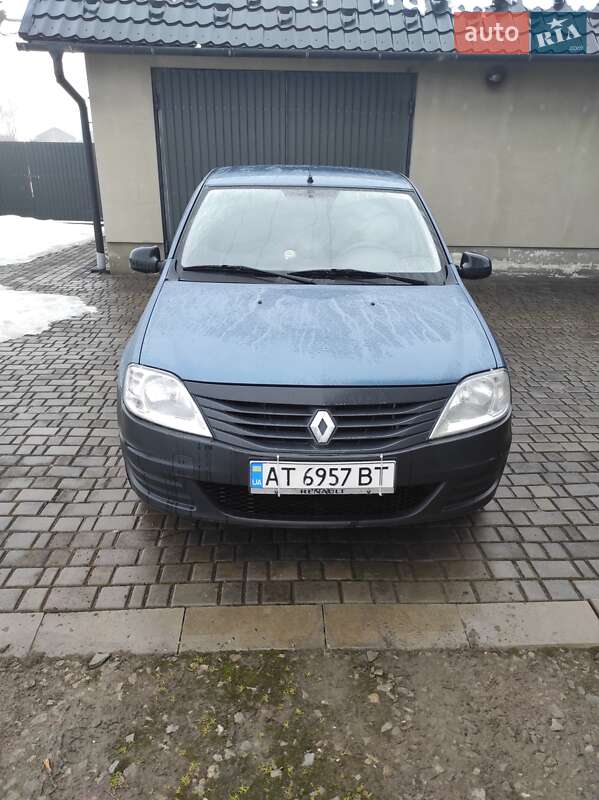 Седан Renault Logan 2011 в Коломиї фото Седан Renault Logan 2011 в Коломиї