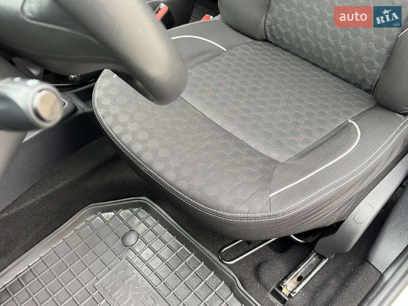 Седан Renault Logan 2013 в Одессе фото 55 Седан Renault Logan 2013 в Одессе