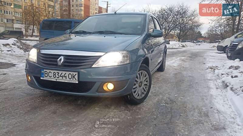 Renault Logan 2011