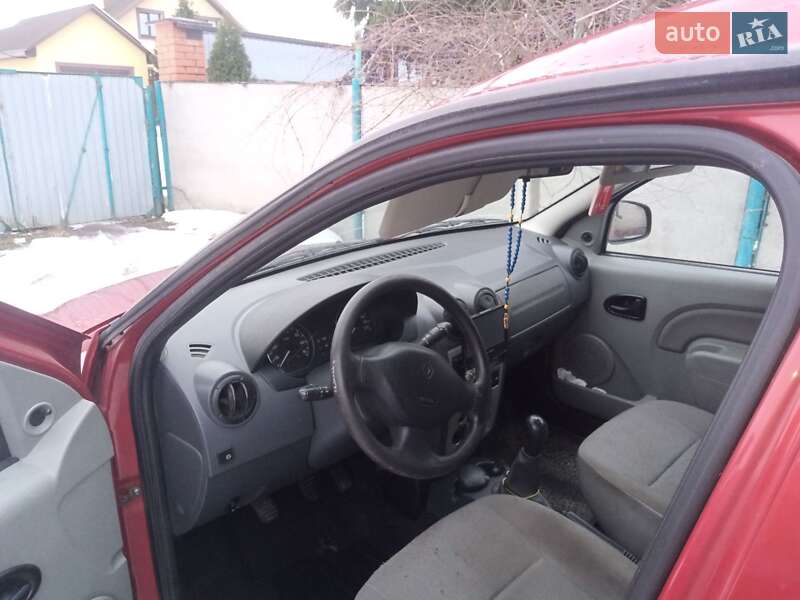 Универсал Renault Logan 2012 в Киеве фото 4 Универсал Renault Logan 2012 в Киеве