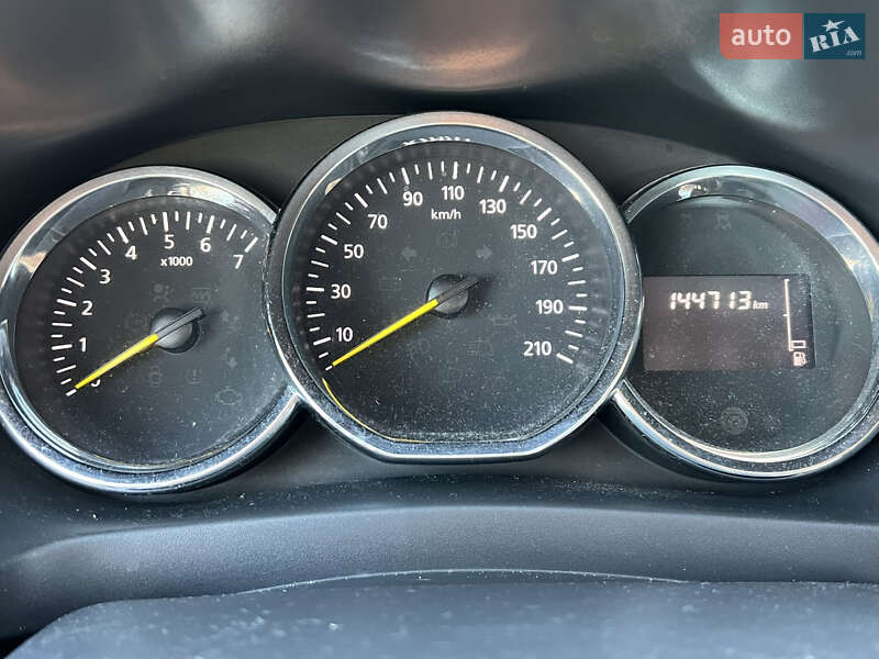 Седан Renault Logan 2015 в Львові фото 17 Седан Renault Logan 2015 в Львові