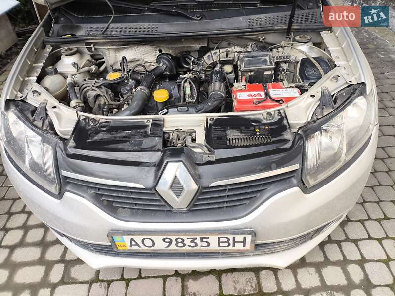 Седан Renault Logan 2014 в Ужгороді фото 9 Седан Renault Logan 2014 в Ужгороді