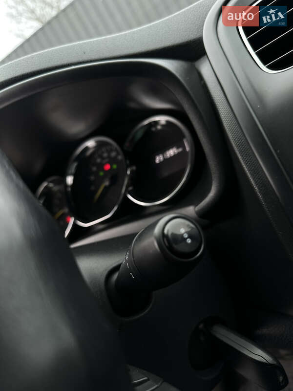 Седан Renault Logan 2016 в Дрогобыче