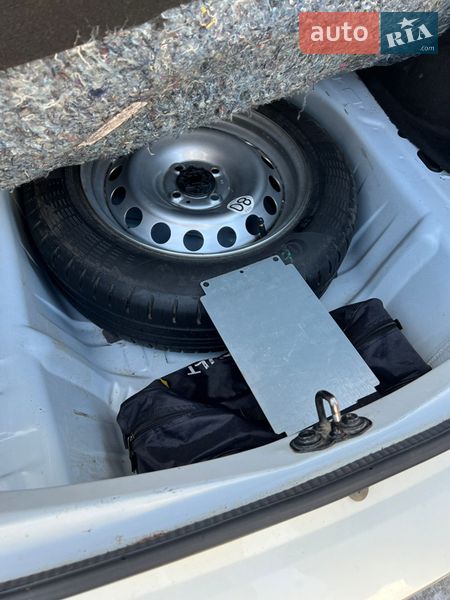 Седан Renault Logan 2019 в Луцке