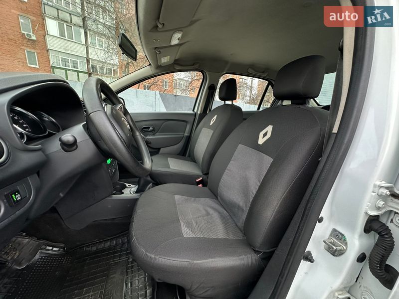 Седан Renault Logan 2020 в Нежине